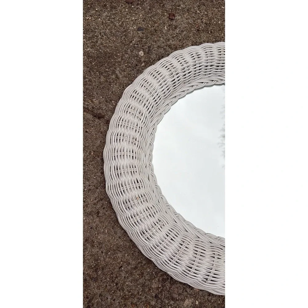 Vintage Round White Wicker‎ Mirror 19